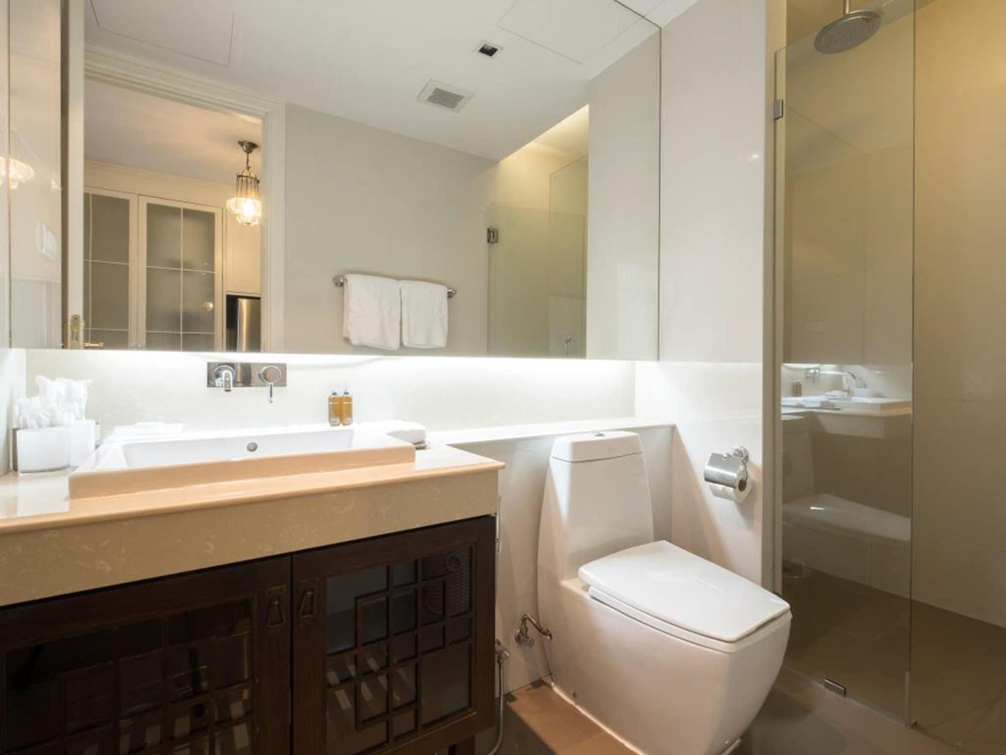 Apartamento Rongratana Executive residencia Bangkok Exterior foto